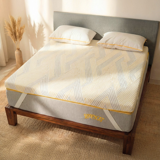 SleepyCat 2 inch (5.08 cm) King Size Latex Breathable Mattress Topper (190 cm x 183 cm, White)