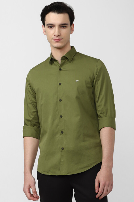 Men Slim Fit Solid Spread Collar Casual Shirt