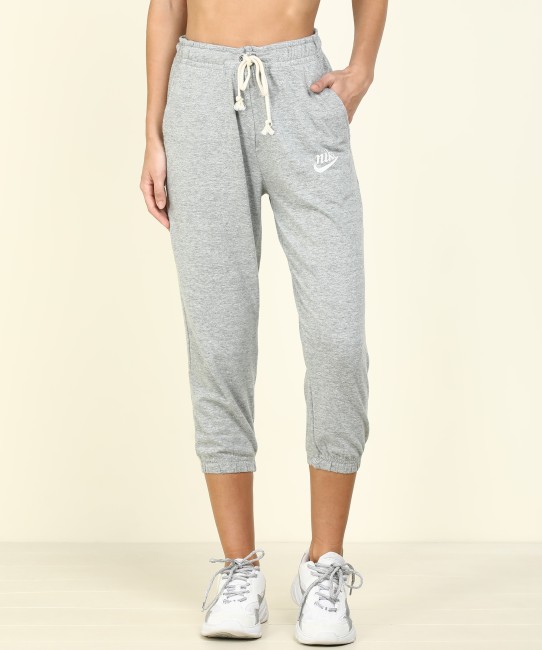 Nike Women Capri Pants & Bermudas Styles, Prices - Trendyol