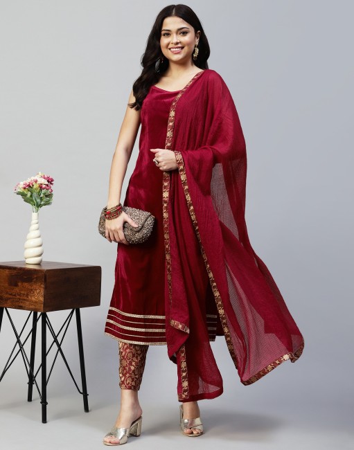 Velvet hot sale ethnic suits