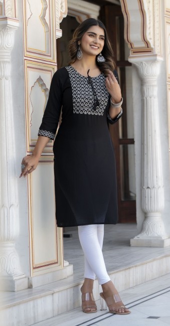 Different Ways to style a plain black kurthi