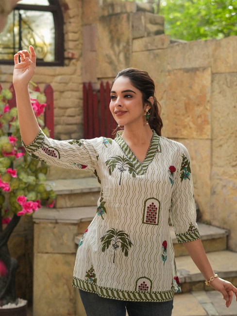 Short Kurtis For Women Buy Short Kurtis For Women online at Best Prices in India Flipkart
