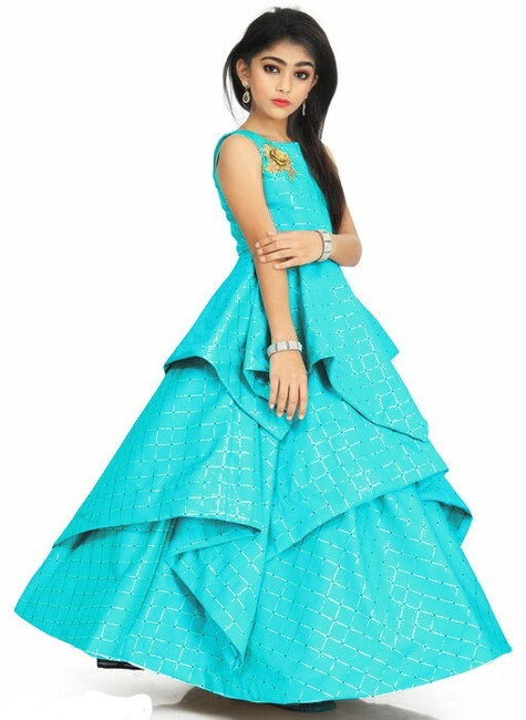 Party wear gowns outlet flipkart with price