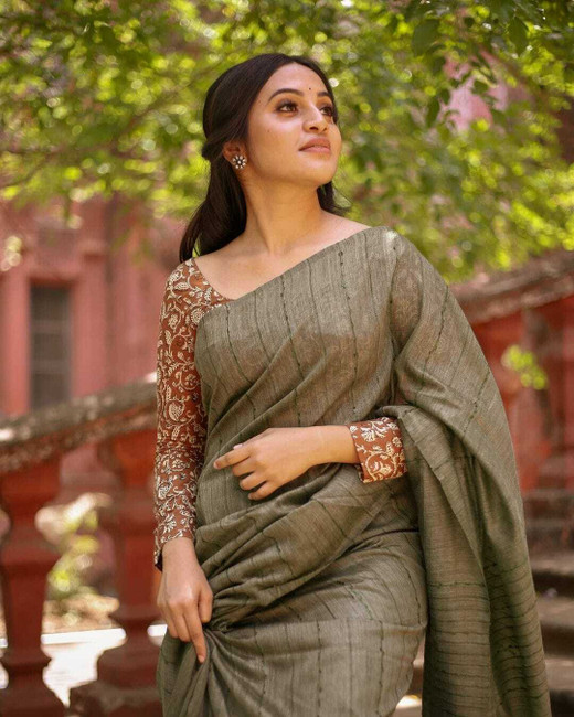 Govind Handloom Womens Sarees Buy Govind Handloom Womens Sarees