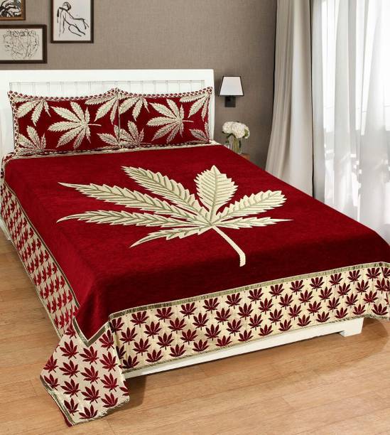 24x7 Home Store Velvet Double Flat 220 TC Striped 1 Bedsheet with 2 Pillow Covers