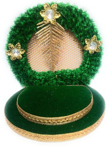 Idolsplace Beautiful Green Velvet Bed/singhasan for Laddu Gopal/Baby Krishna Idol for Home and Office Temple for Janmashatmi Pooja 10 cms Wooden Pooja Chowki