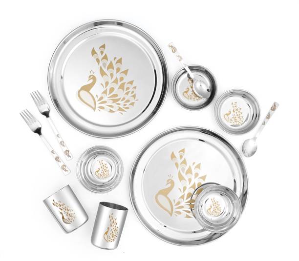 क्लासिक एसेंशियल्स Stainless Steel Dinnerware 12-Piece Set High Grade Stainless Steel with Permanent Lazer Design of Peacock Dinner Set of Full Plates,Glass,Bowls and Spoons 12 का पैक डिनर सेट