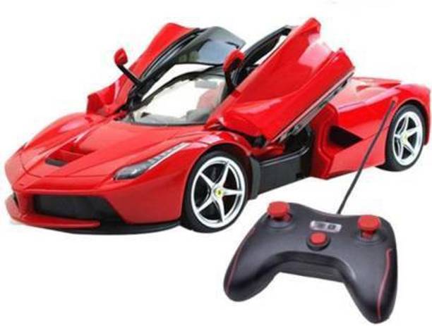TrueBucks Ferrari with open door 1:16 5-channel R/C (Red)
