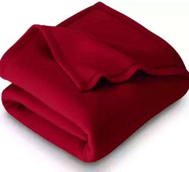 VSQUaRe Solid Double Fleece Blanket