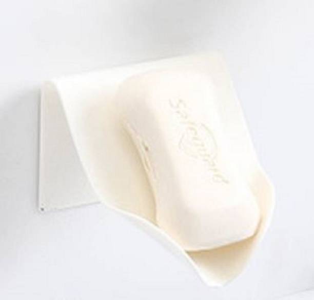 उपकरणवाले Creative Punch-Free White soap Holder Saver Box for Bathroom Kitchen Shower