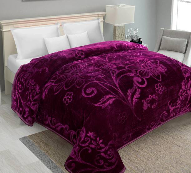 IWS Self Design Double Mink Blanket for  Mild Winter