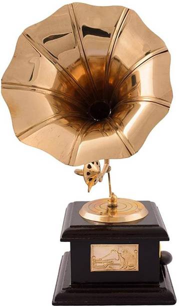 Sshakuntlay Brass, Wooden Gramophone
