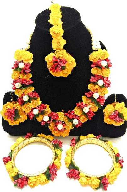 Shagufta Fabric, Paper Red, Yellow, White Jewellery Set