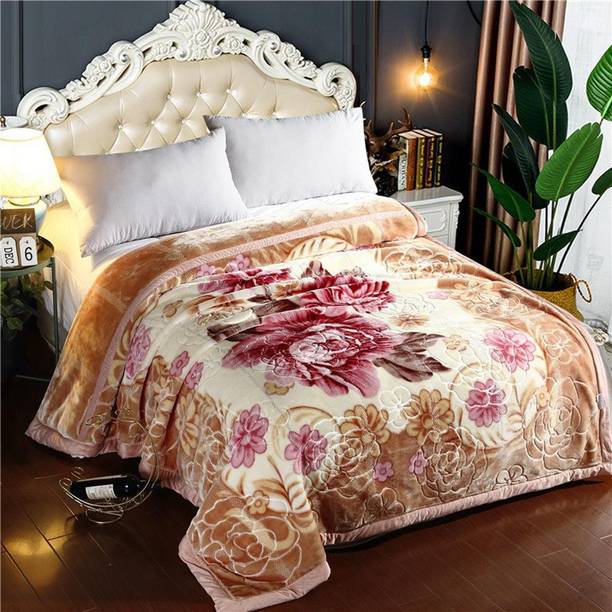 SIGNATURE Self Design King Mink Blanket for  Heavy Winter