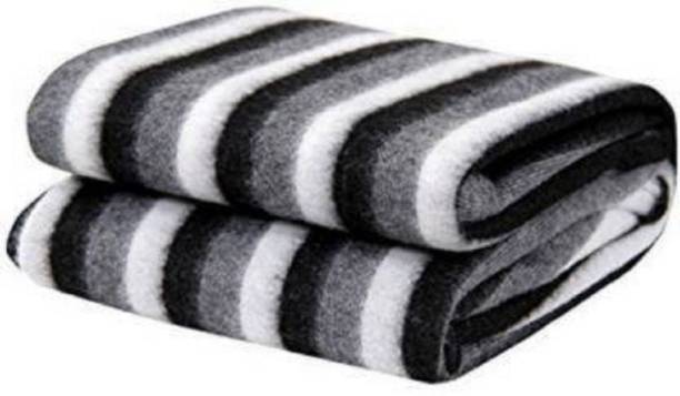 SQRJOY Striped Single Fleece Blanket