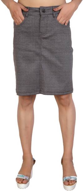 Women Checkered Pencil Grey Skirt