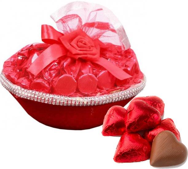 FabBites Valentine, Birthday Gift Chocolate Basket Hamper Gift -30 Heart shape chocolates Bars