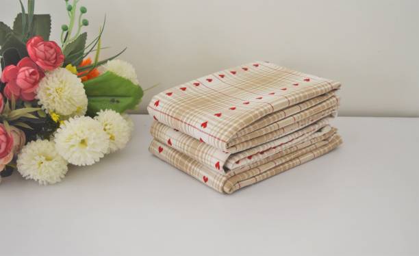 Everyhome Fine Quality Dobby Check Kitchen Towels Set of 3 Ivory, Red Napkins