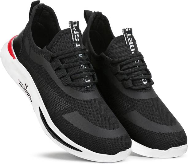 World Wear Footwear Exclusive Affordable Collection of Trendy & Stylish Spo...