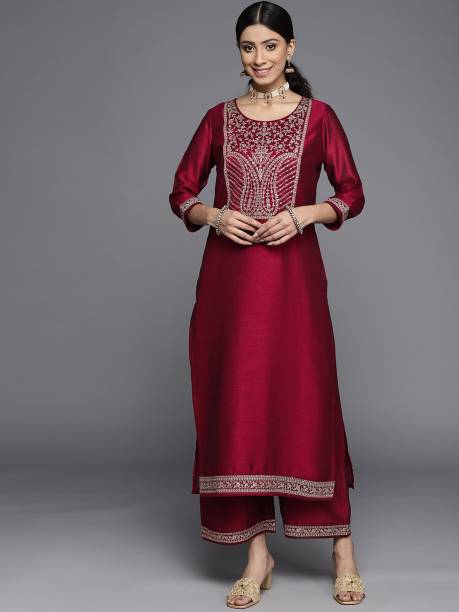 Women Embellished Silk Blend Straight Kurta Price in India