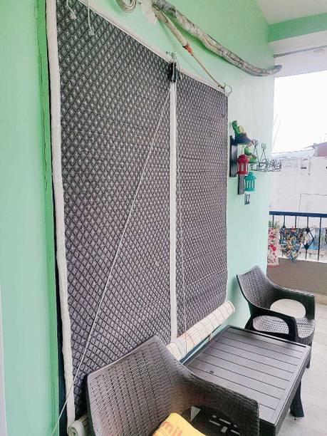 TCLPVC Roller Blind Cord Drawn On Ceiling
