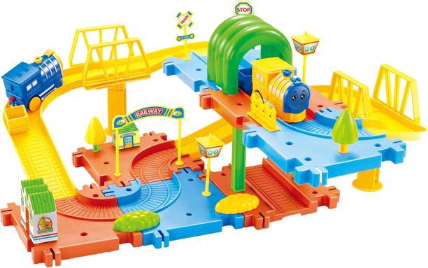 Webby Classic Toy Train Set 15 with Upper and Lower Level, Bridges and Tunnel