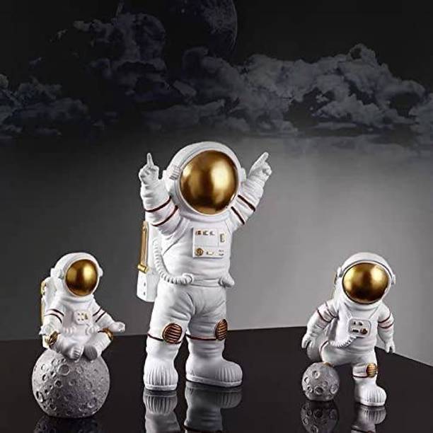 pravia 3Pcs Astronaut Figures Decor Set Resin Astronaut Spaceman Statue