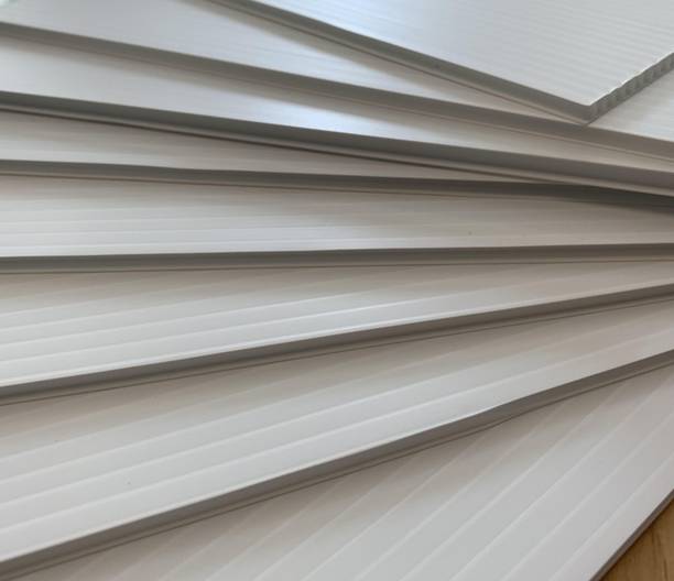 Singhal Pack of 24 - 20 x 30 CM - PP Corrugated Sheet White For Packaging