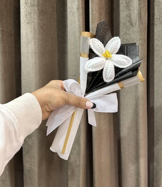 Floreal Handmae Crochet Knitted Flower Bouquet for Gift White Lily Artificial Flower