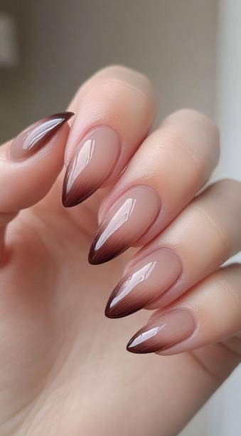 kulis Short Almond Shape, Reusable Artificial Fake Nail Extensions With Free Glue Kit in Nude Brown Ombre