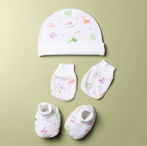 MEEOWMEE Baby cap, mitten, booty. Pure white.
