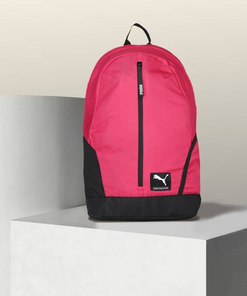 Medium 26 L Backpack Zipper
