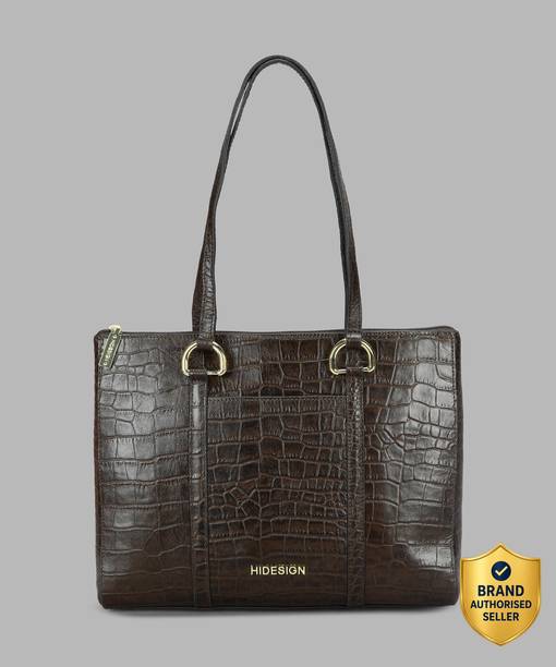 LEONIE Shoulder Bag