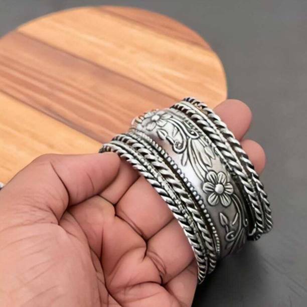 Oxidised Silver Silver Bangle