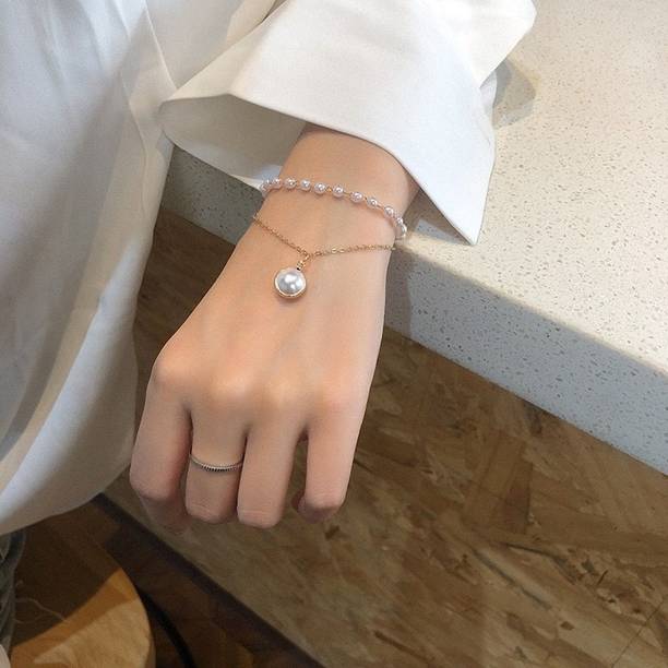 Vembley Alloy Pearl Gold-plated Bracelet