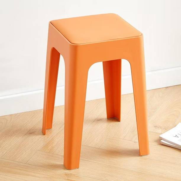 ARTMENT Livo Plastic Stool Plastic Bar Stool
