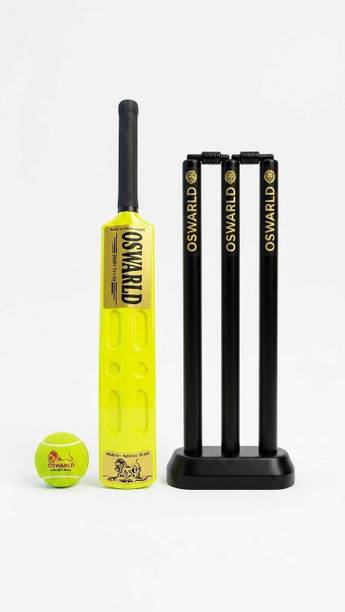 ओस्वार्ल्ड cricket kit PVC/ प्लास्टिक क्रिकेट बैट फॉर 6 - 7 Yrs
