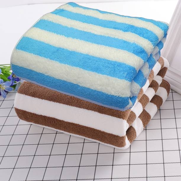Satisfyn Microfiber 350 GSM Bath Towel