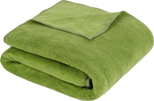 Fezora Microfiber 400 GSM Bath, Beach, Sport Towel