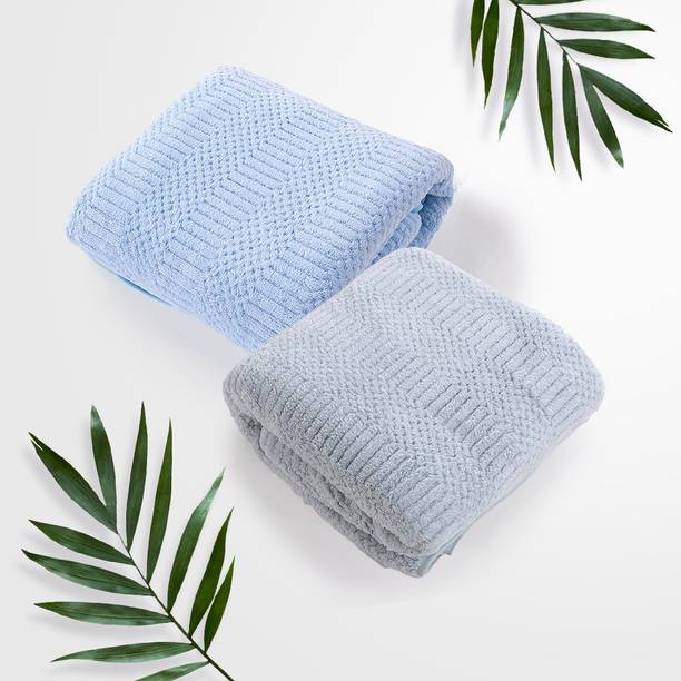 The Better Home Microfiber 300 GSM Bath Towel
