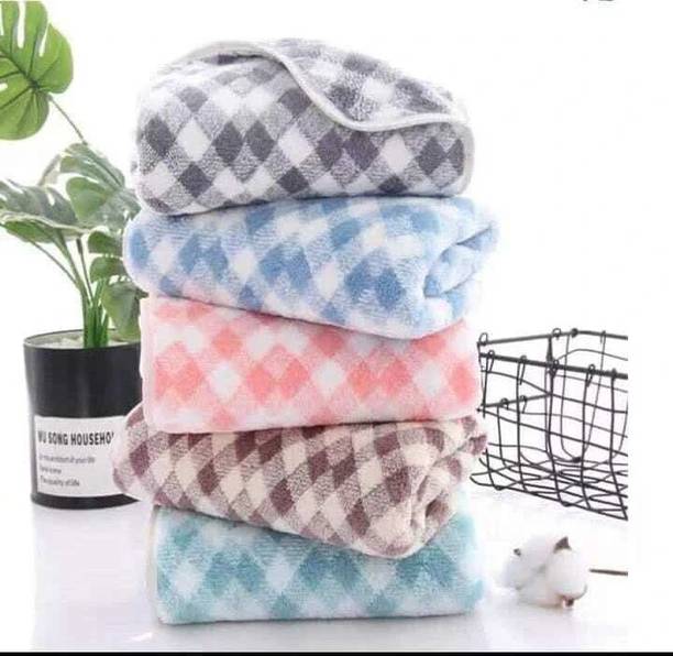 PLUTOHOME Microfiber 300 GSM Bath Towel