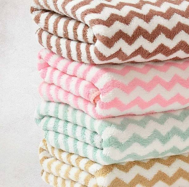 PLUTOHOME Microfiber 300 GSM Bath Towel