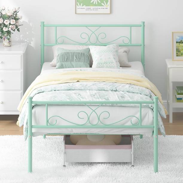 KTG Handicraft Metal King Bed, 205 cm x 190 cm (6.73 ft x 6.23 ft)