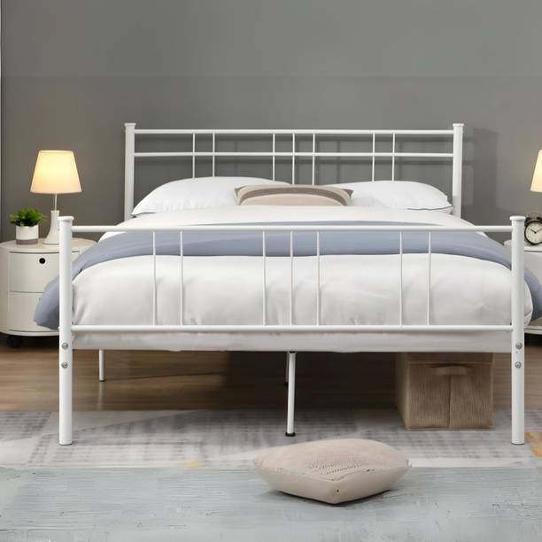 Vibrant Interior AMELIA (6x6) Metal King Bed