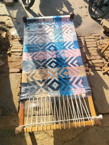 YahiTohChahiye EIPL KHAAT SILK MLTCLR 103 Solid Wood Single Bed
