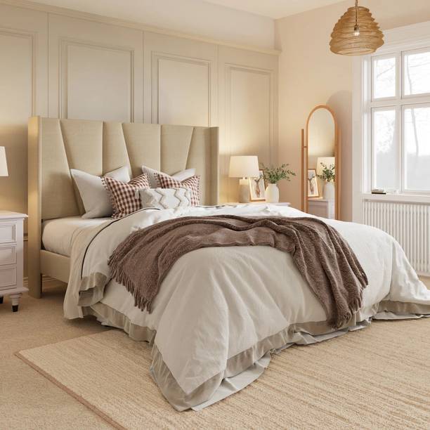 Mooncraft Solid Wood Queen Bed, 205.74 cm x 157.48 cm (6.75 ft x 5.17 ft)