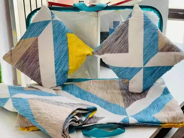 achyuta creation Polycotton Queen Sized Bedding Set