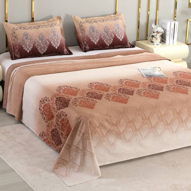 Story@home Cotton King Flat 300 TC Printed 1 Bedsheet with 2 Pillow Covers