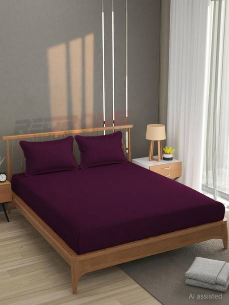 COZY QUEEN Satin King Flat 300 TC Striped 1 Bedsheet