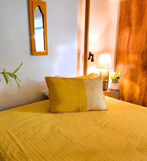 MANMOHAKK Cotton Double Flat 220 TC Printed 1 Bedsheet with 2 Pillow Covers